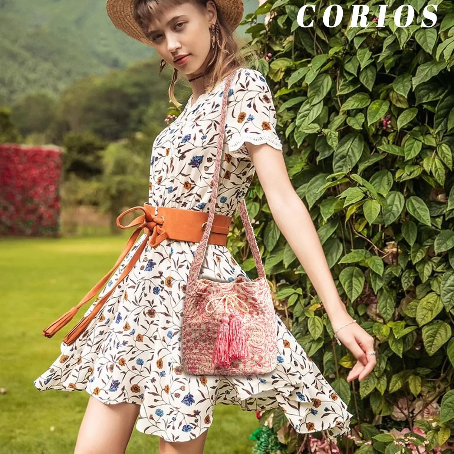Ethnic Tote Bag for Women Canvas Handbag Bohemian Bucket Bag Retro Shoulder Crossbody Bag with Tassels